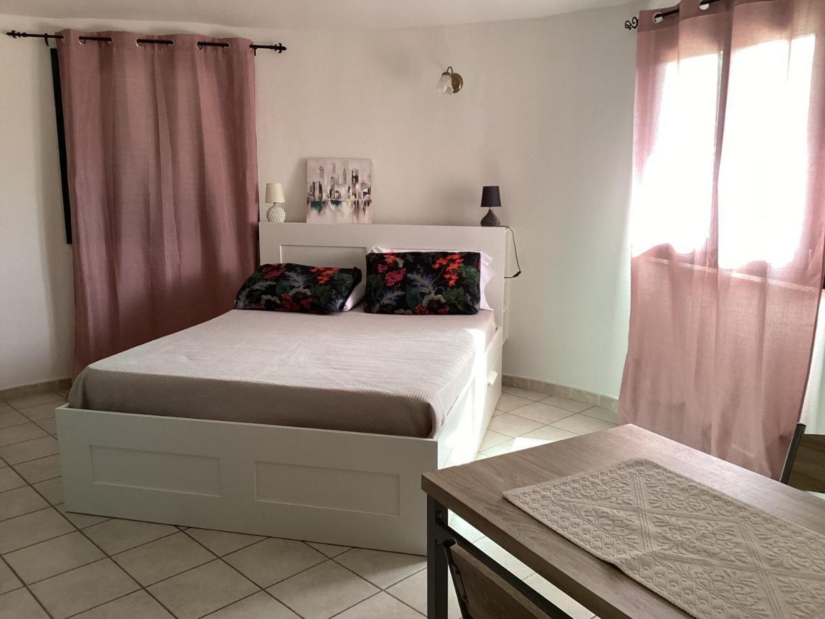 Residence Valledoria 2 Екстериор снимка